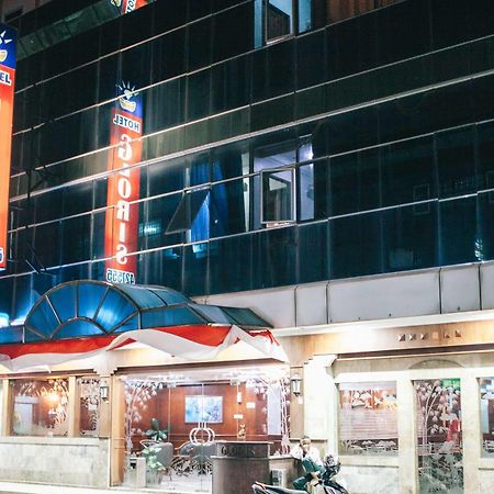 Hotel Gloris Batam Екстериор снимка