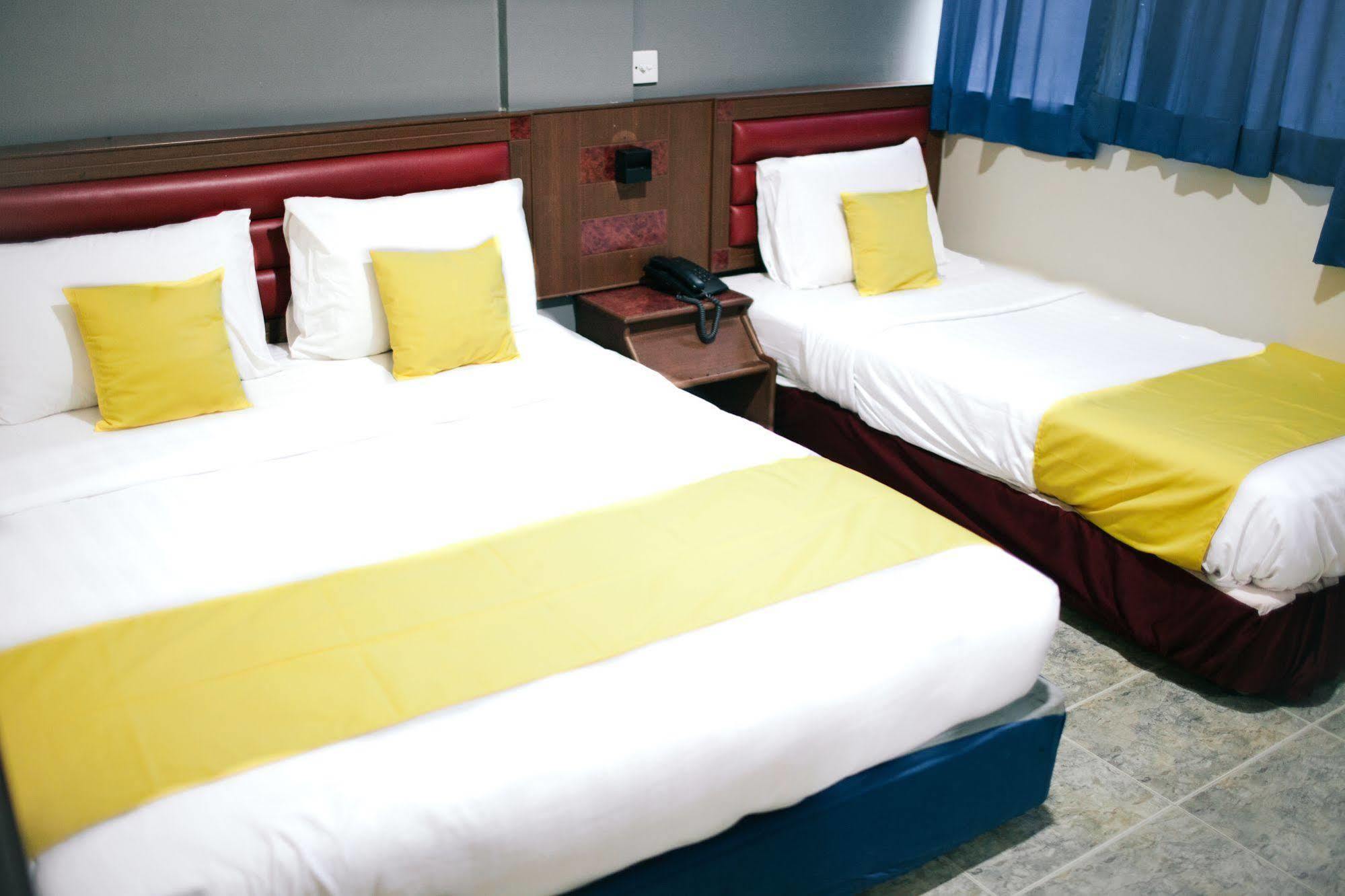 Hotel Gloris Batam Екстериор снимка