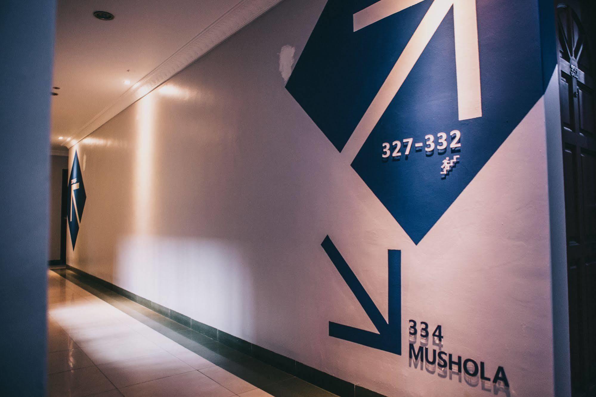 Hotel Gloris Batam Екстериор снимка